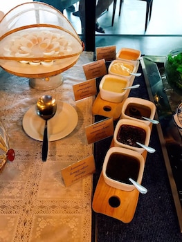 Navela Hotel & Banquet,Mueang Ratchaburi>>Don Tako,4 star