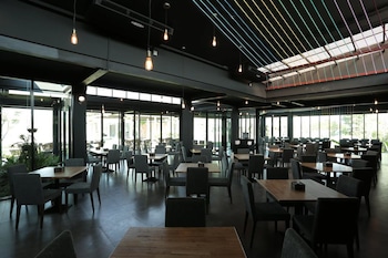 navela hotel and banquet