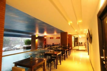 leelawadee modern resort huaykwang