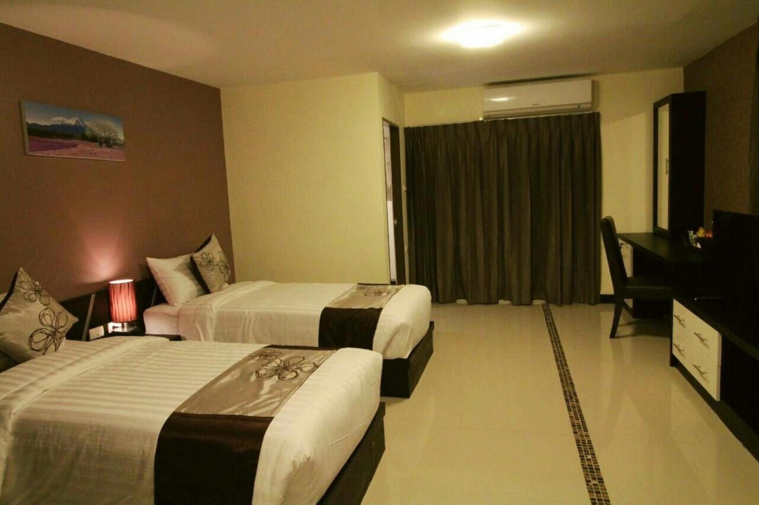leelawadee modern resort huaykwang