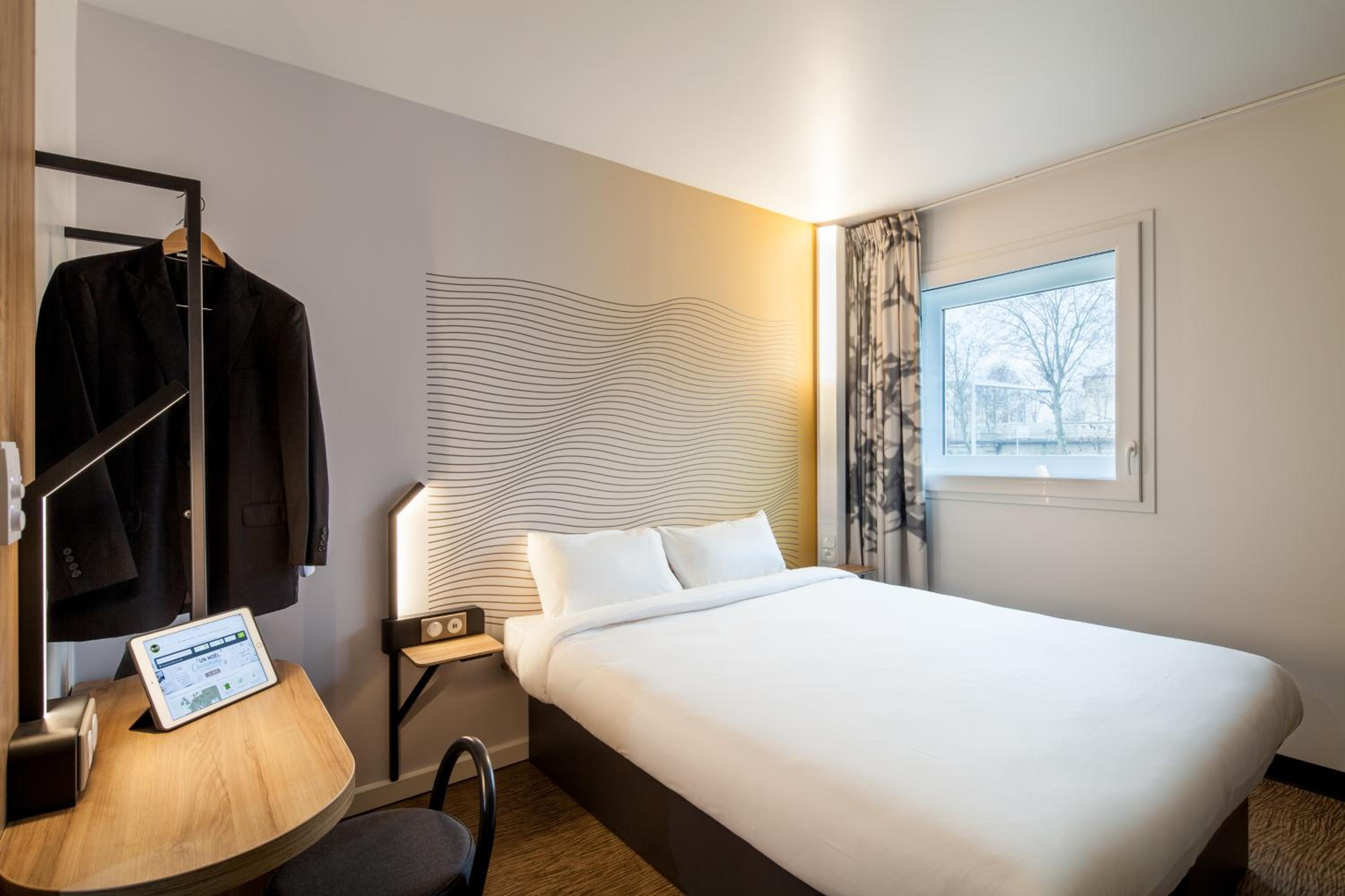 leelawadee modern resort huaykwang