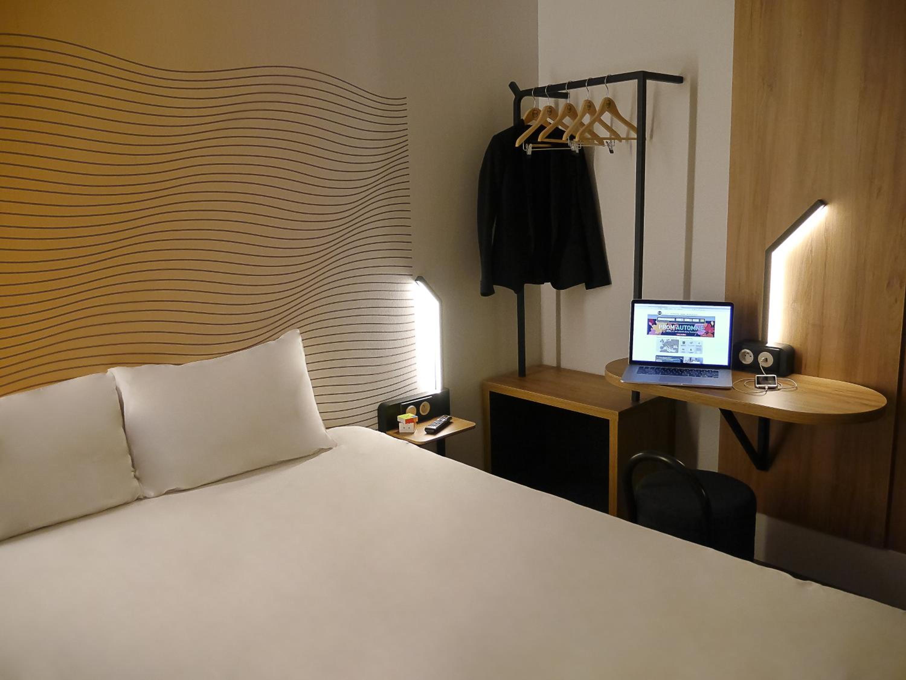 leelawadee modern resort huaykwang