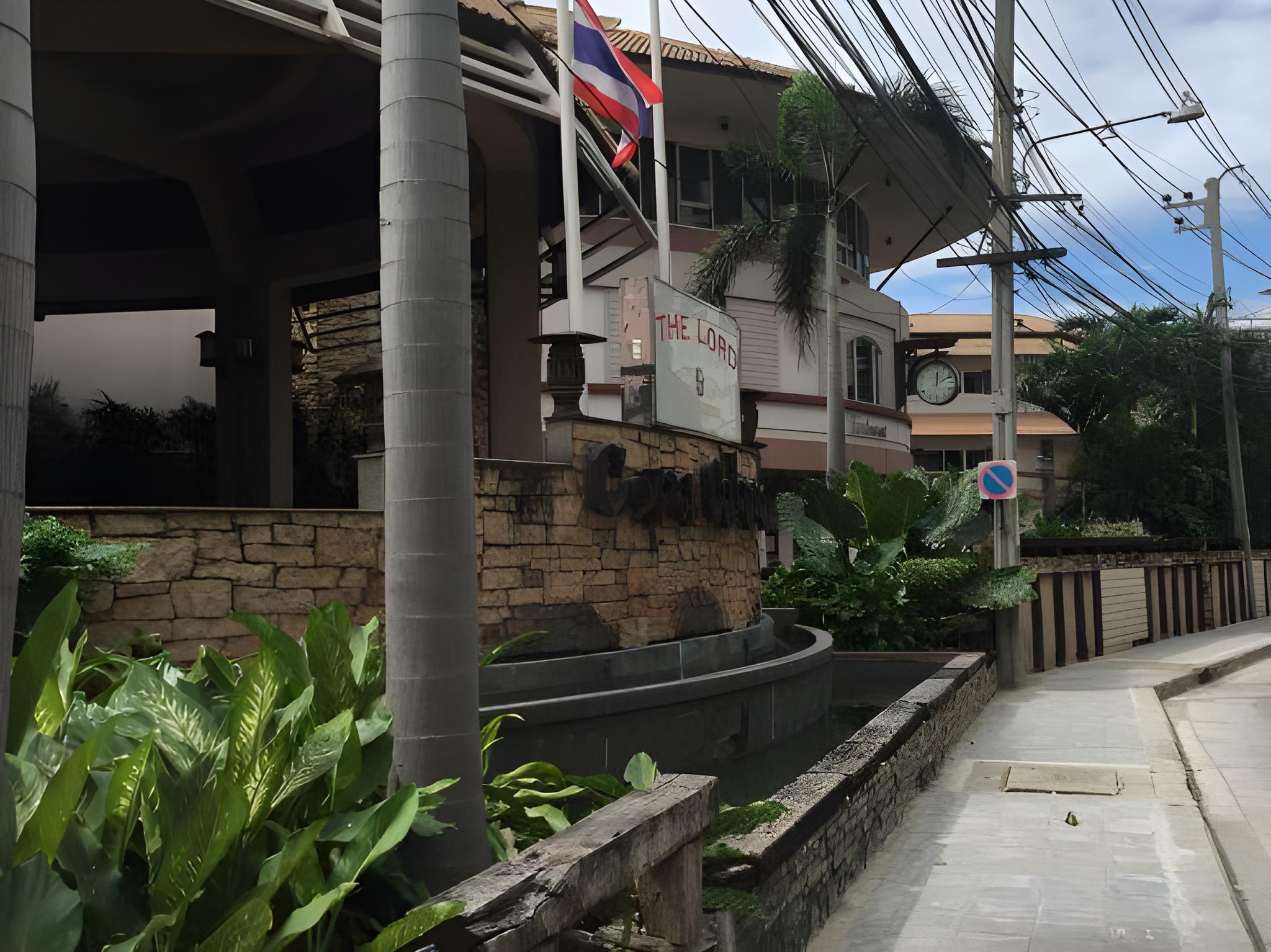 leelawadee modern resort huaykwang