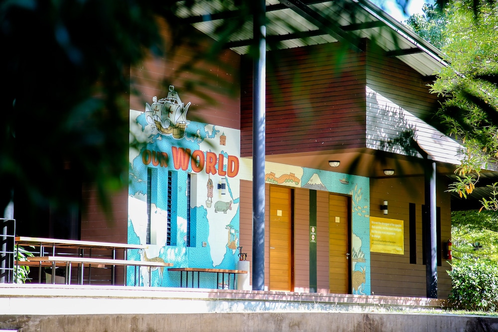 rain tree residence hotel