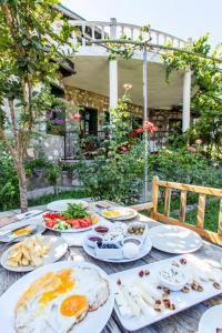 otantik tas ev