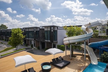 the velos hotel and bmx pump track