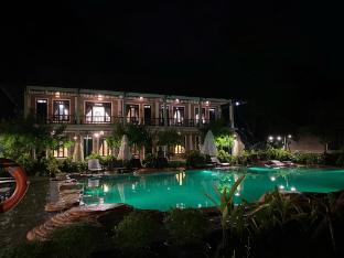 sol bungalows