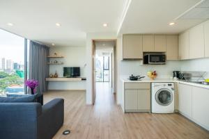 the residence on thonglor by uhg