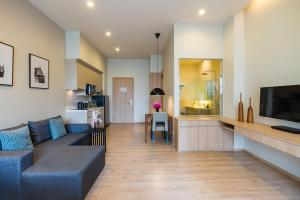 the residence on thonglor by uhg