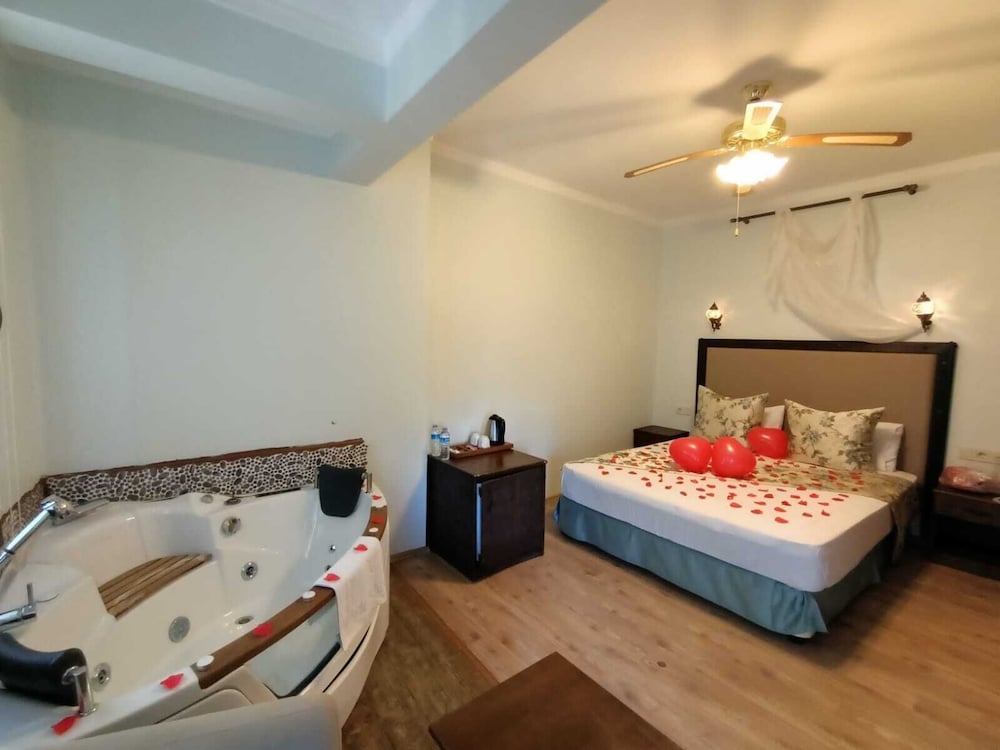 beyaz konak hotel