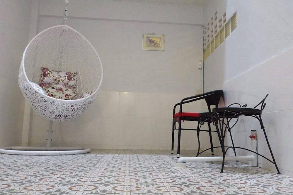 surachet at 257 boutique house