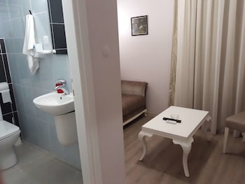 burhaniye merkez otel