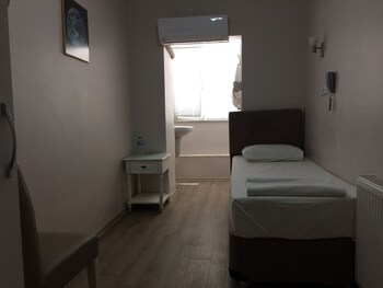 burhaniye merkez otel