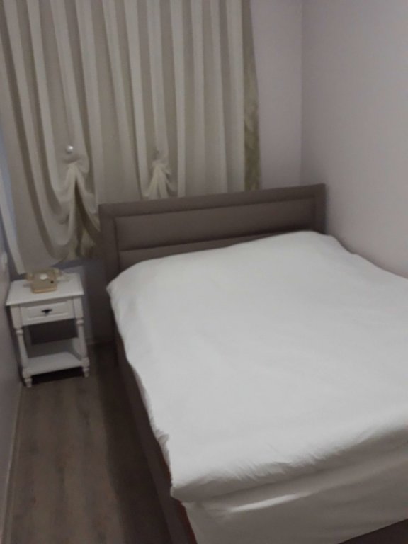 burhaniye merkez otel