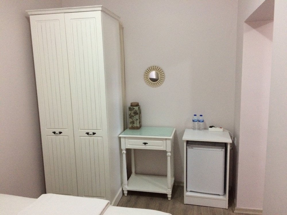 burhaniye merkez otel