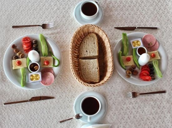 burhaniye merkez otel