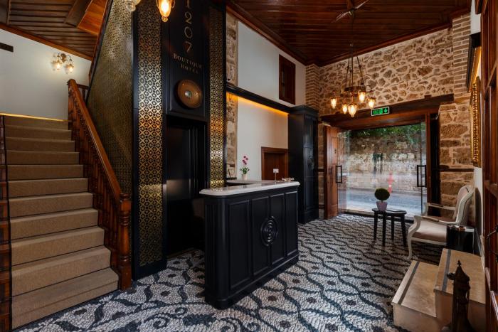 hotel 1207 special class