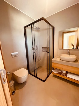 regia mare beach hotel and spa bodrum