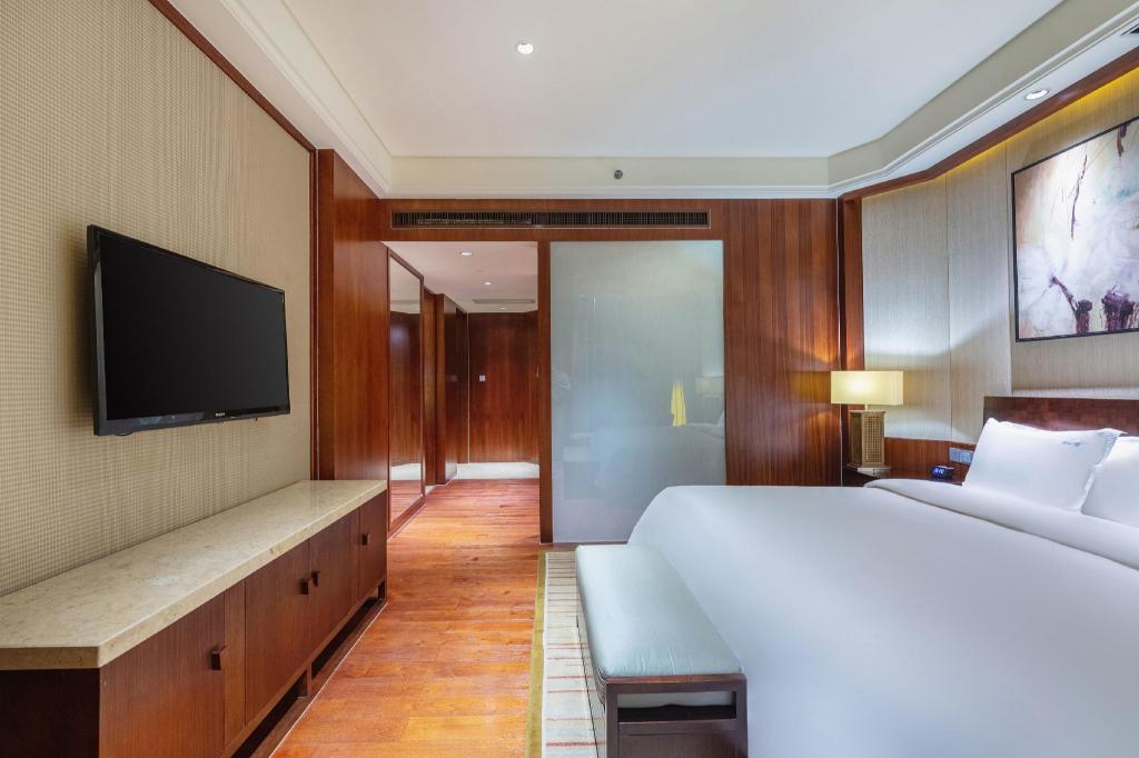 holiday inn resort chaohu hot spring by ihg