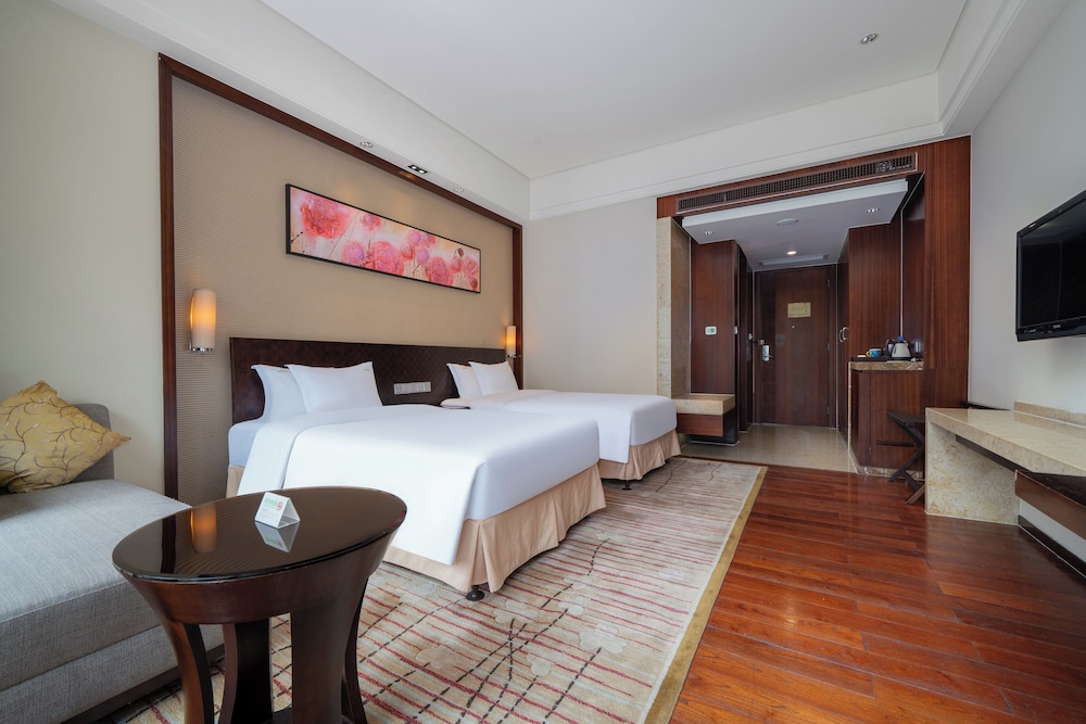 holiday inn resort chaohu hot spring by ihg