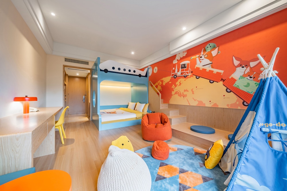 holiday inn resort chaohu hot spring by ihg