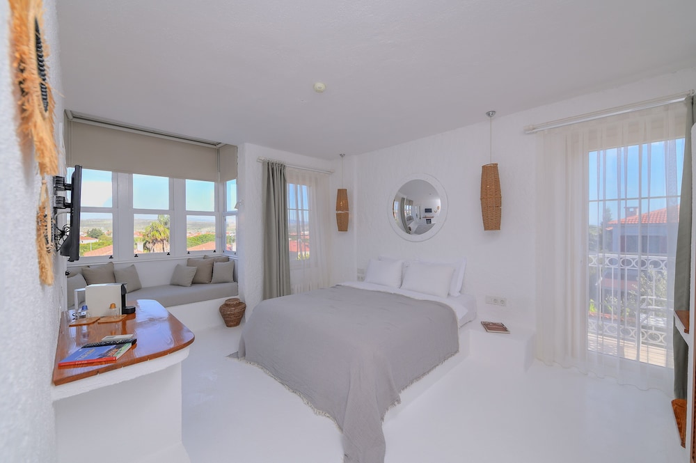 peremere alacati hotel