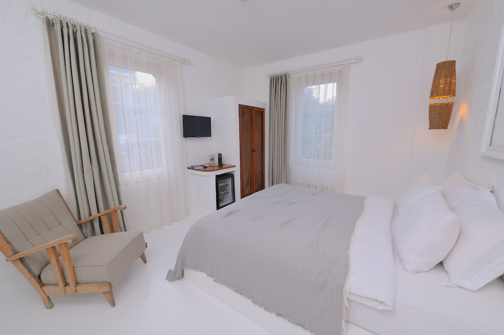 peremere alacati hotel