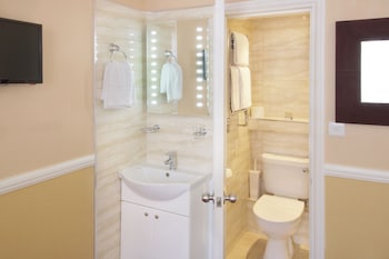 balmoral house hotel