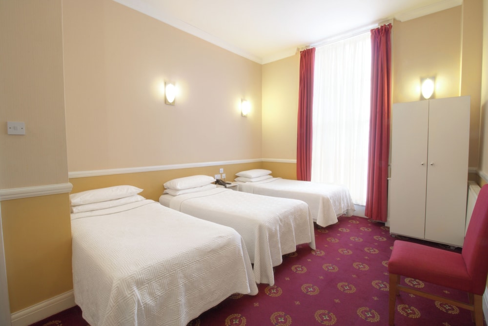 balmoral house hotel