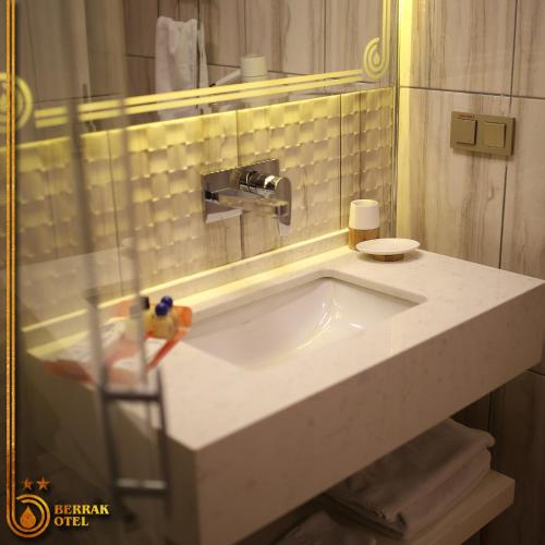 berrak otel