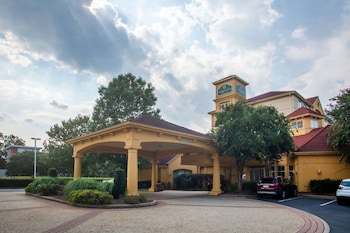 la quinta inn and suites by wyndham charlotte airport south