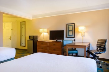 la quinta inn and suites by wyndham charlotte airport south