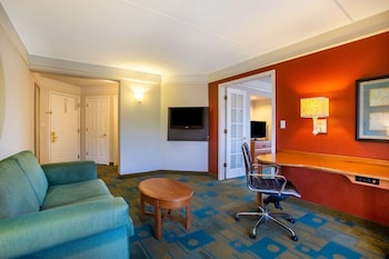 la quinta inn and suites by wyndham charlotte airport south