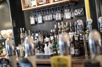 the pilot inn adults only