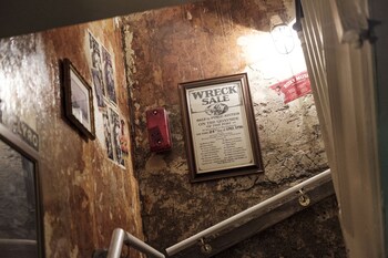 the pilot inn adults only