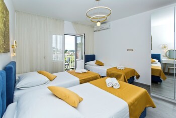 hostel villa zorana adults only