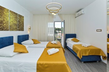 hostel villa zorana adults only