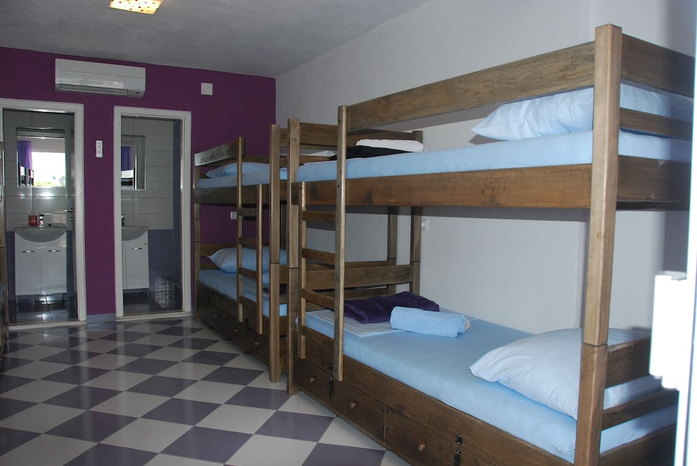 hostel villa zorana adults only