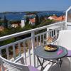 hvar