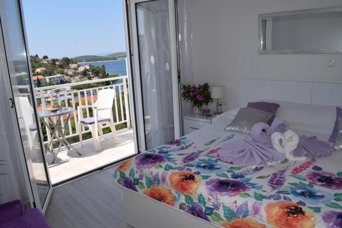 hvar