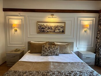 mehmet efendi konagi otel restaurant