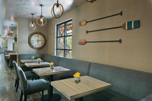 oxford suites bellingham