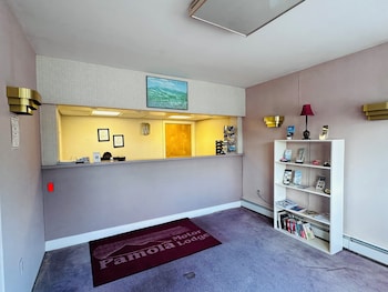 Pamola Motor Lodge,Penobscot>>Millinocket,2 star