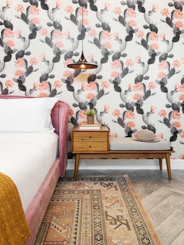 arrive palm springs adults only