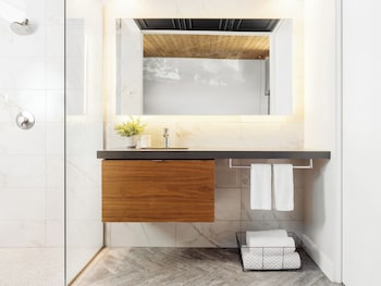 arrive palm springs adults only