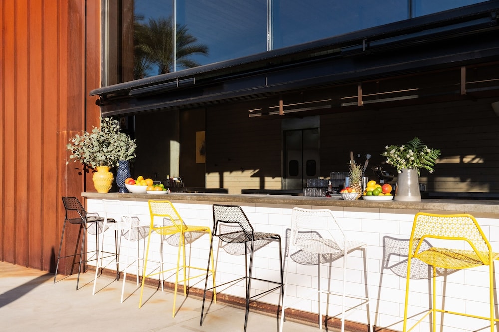 arrive palm springs adults only