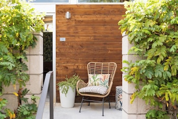 arrive palm springs adults only