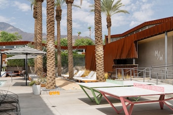 Arrive Palm Springs - Adults Only,Palm Springs>>Joshua Tree,4 star
