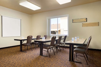 travelodge by wyndham gillette