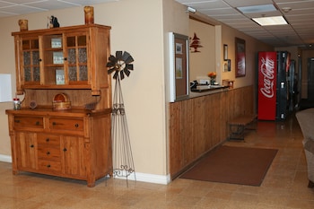 Travelodge By Wyndham Gillette,Near Campbell County Convention And Visitors Bureau,2 star